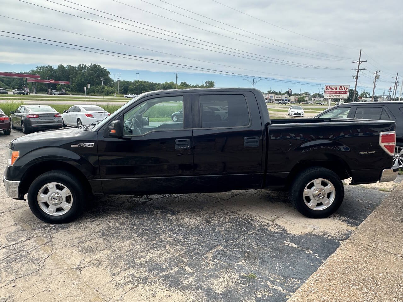 Used 2014 Ford F150 XLT w/ XLT Convenience Package RWD image 6
