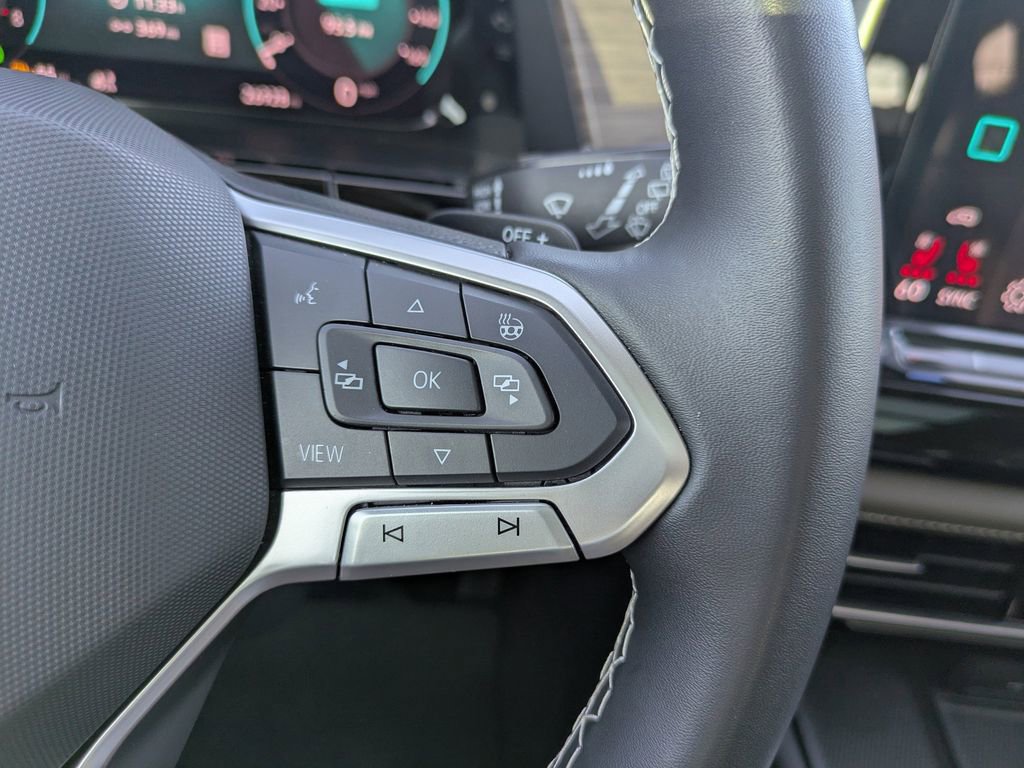 Used 2024 Volkswagen Atlas SEL image 30