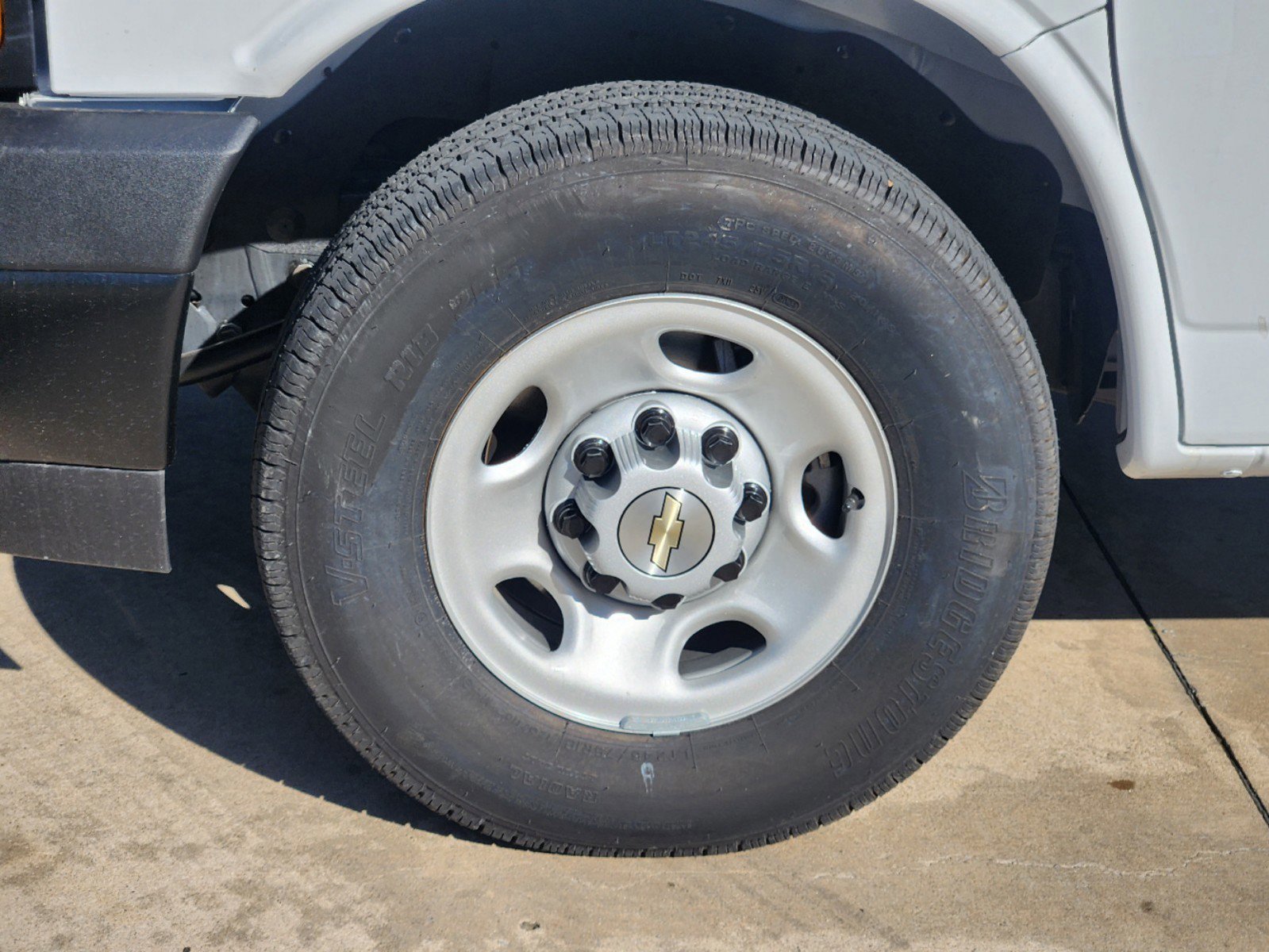 New 2024 Chevrolet Express 2500 w/ Driver Convenience Package image 16