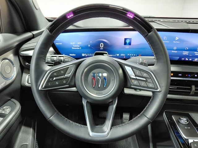 Certified 2025 Buick Enclave Avenir w/ Super Cruise Package image 31