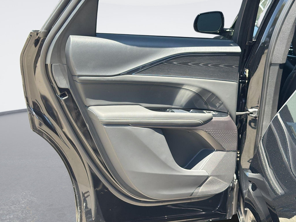 Certified 2024 Cadillac Lyriq Luxury RWD image 23