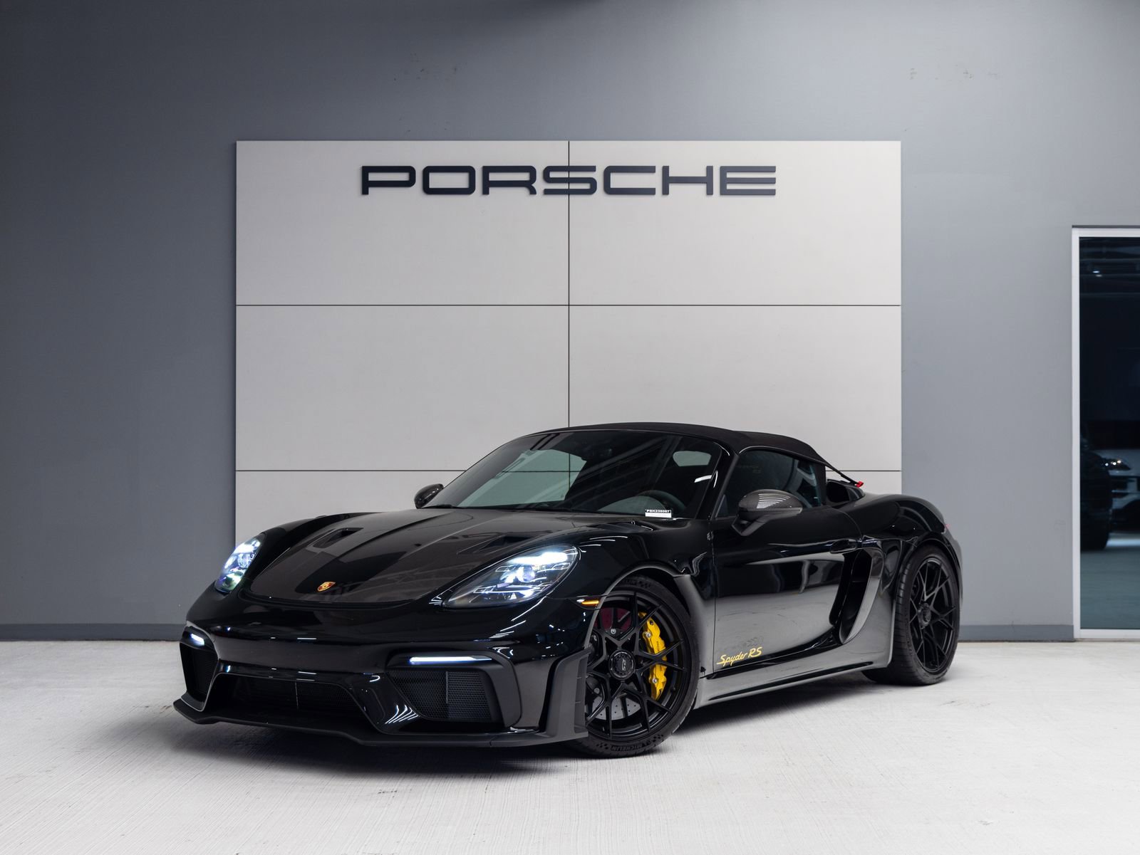 Certified 2025 Porsche 718 Boxster Spyder RS image 1