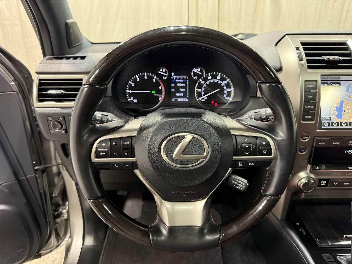 Used 2021 Lexus GX 460 Premium image 11
