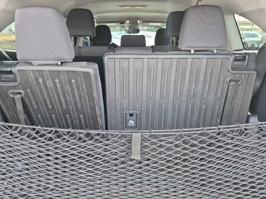 Used 2022 Toyota Highlander LE FWD image 15