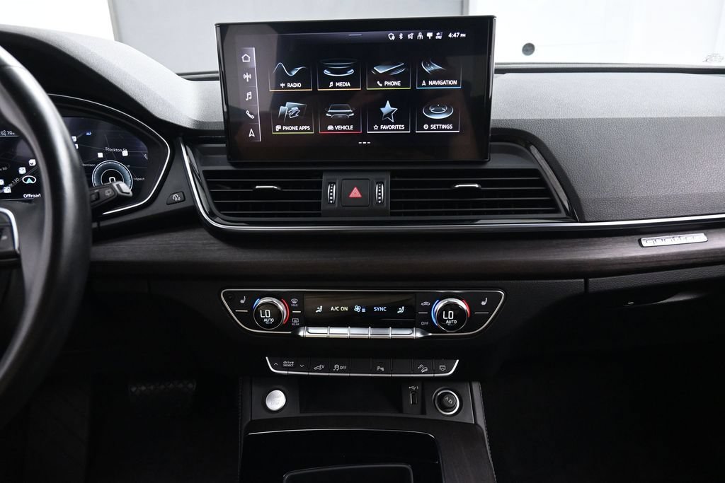 Used 2021 Audi Q5 e Premium Plus w/ Premium Plus Package AWD/4WD image 28