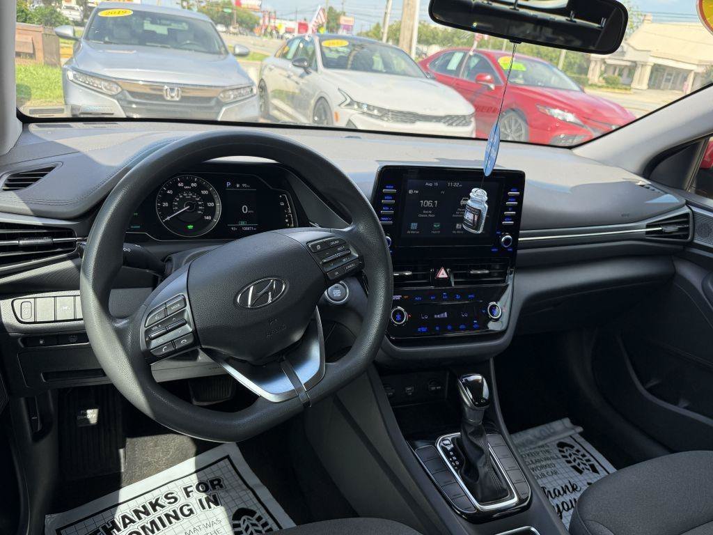 Used 2020 Hyundai Ioniq Blue FWD image 13