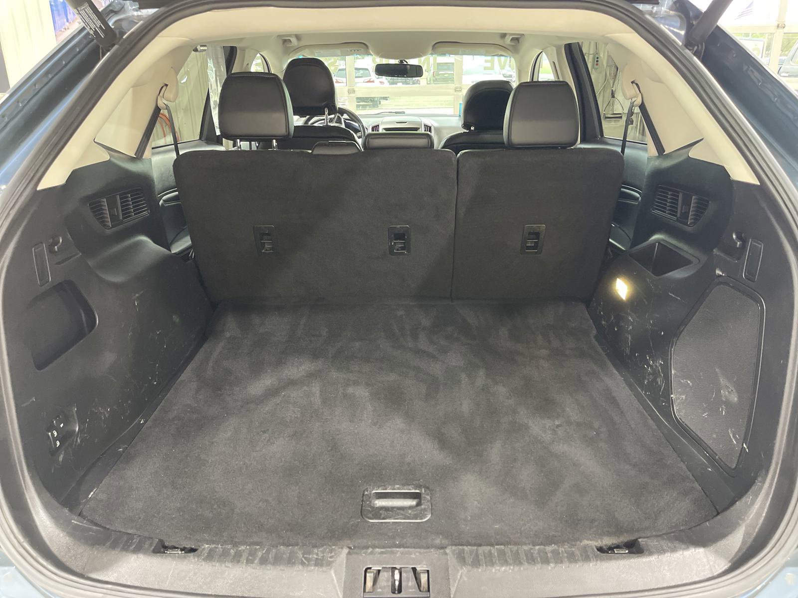 Used 2016 Ford Edge Titanium w/ Technology Package image 15