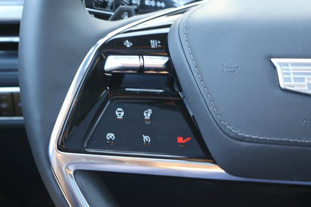 New 2025 Cadillac Escalade IQ Sport 2 w/ LPO, ONYX Package image 26