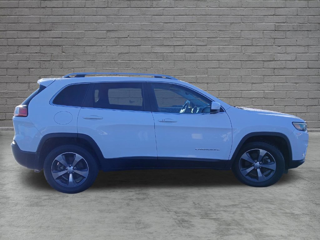 Used 2019 Jeep Cherokee Limited AWD/4WD image 6