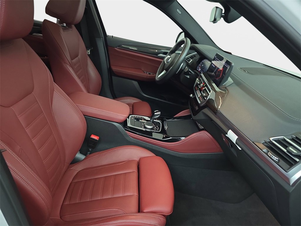 Used 2025 BMW X4 M40i w/ Premium Package image 11