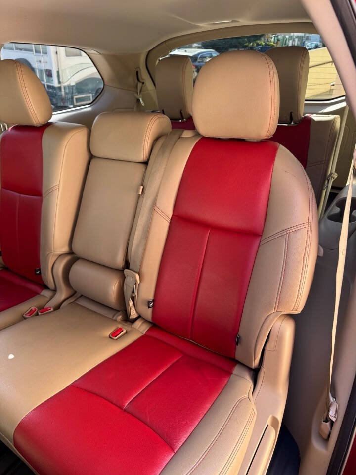 Used 2017 Nissan Pathfinder SV FWD image 10