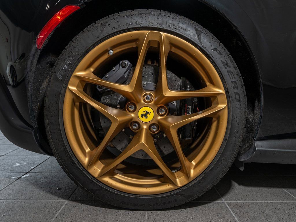 Certified 2024 Ferrari Roma Spider RWD image 28