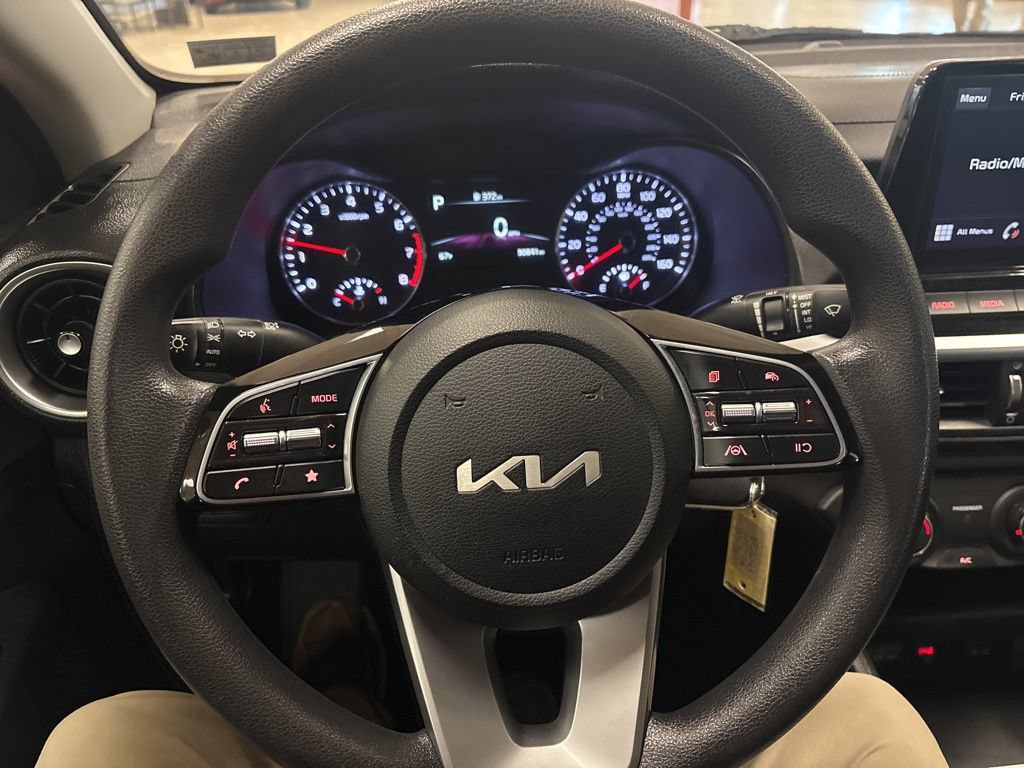 Used 2023 Kia Forte LXS w/ LXS Technology Package FWD image 9