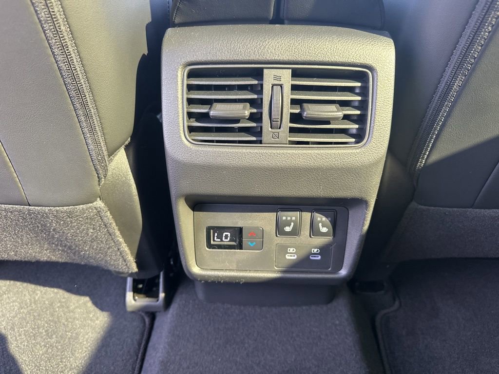New 2026 Nissan Rogue Platinum AWD/4WD image 24