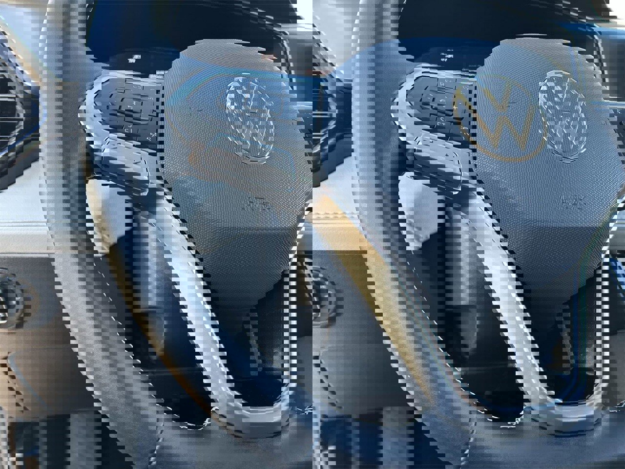 Certified 2025 Volkswagen Taos S image 20