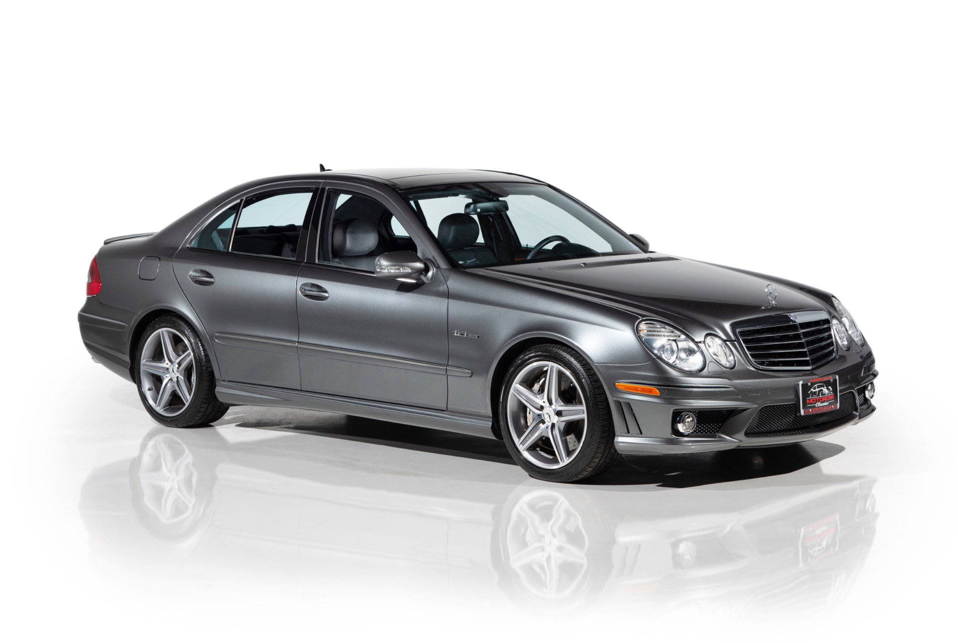 Used 2009 Mercedes-Benz E 63 AMG Sedan image 1