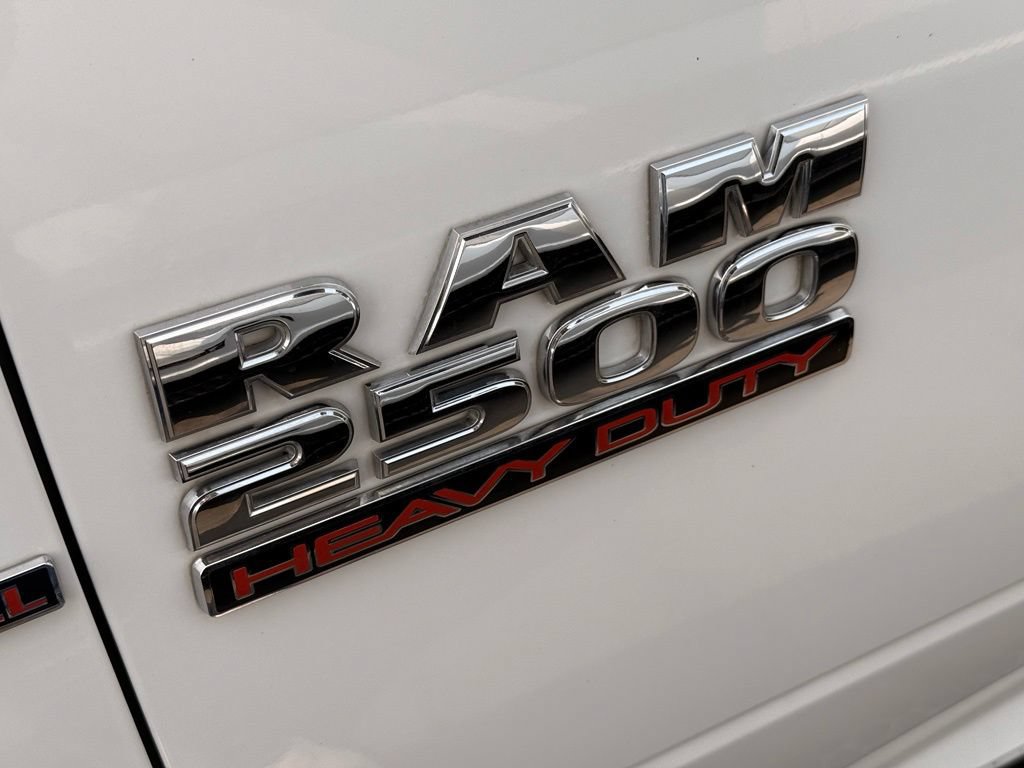 Used 2016 RAM 2500 Laramie w/ Convenience Group AWD/4WD image 10