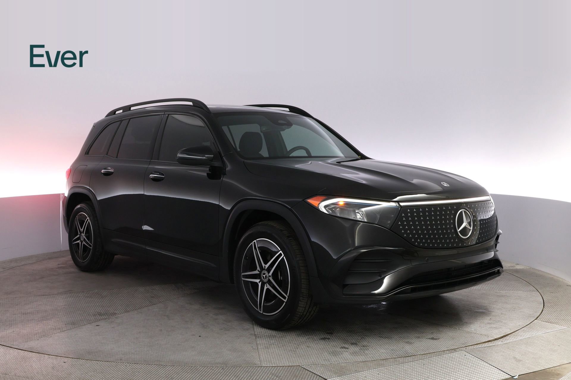 Used 2024 Mercedes-Benz EQB 300 4MATIC image 13