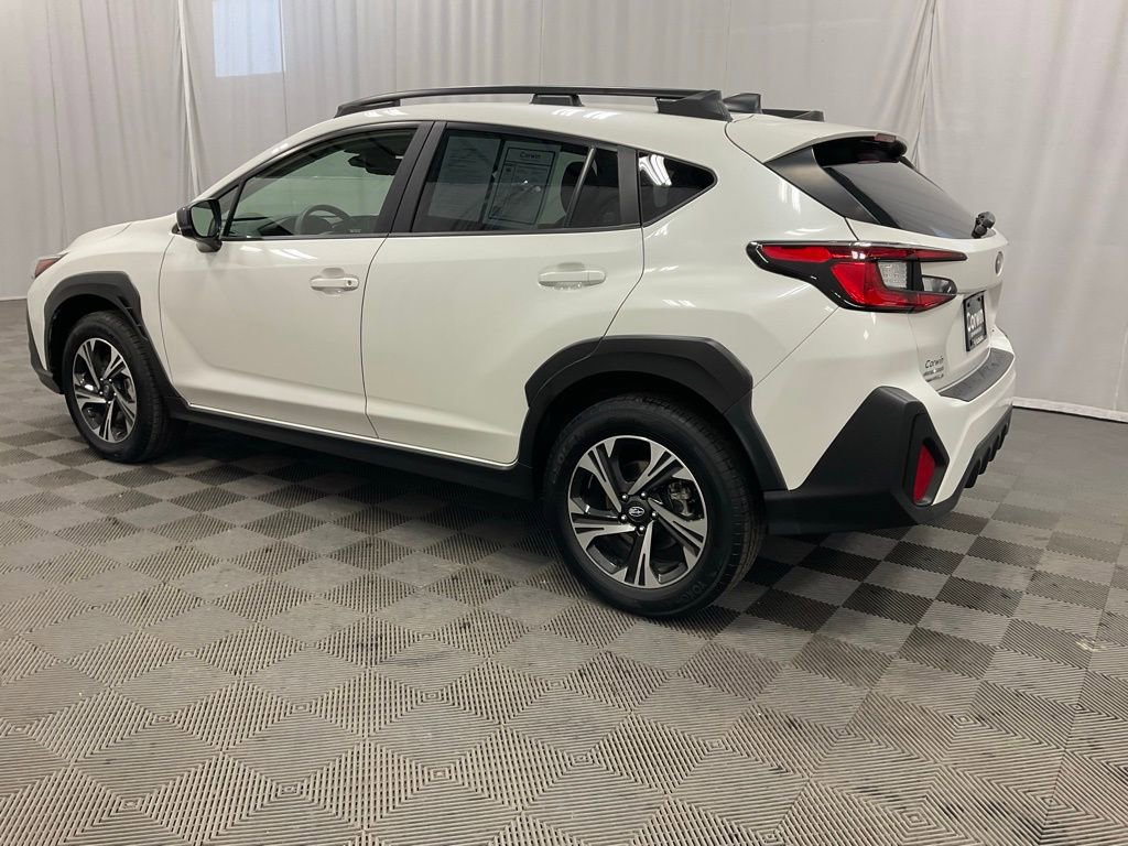 Used 2024 Subaru Crosstrek 2.0i Premium image 8