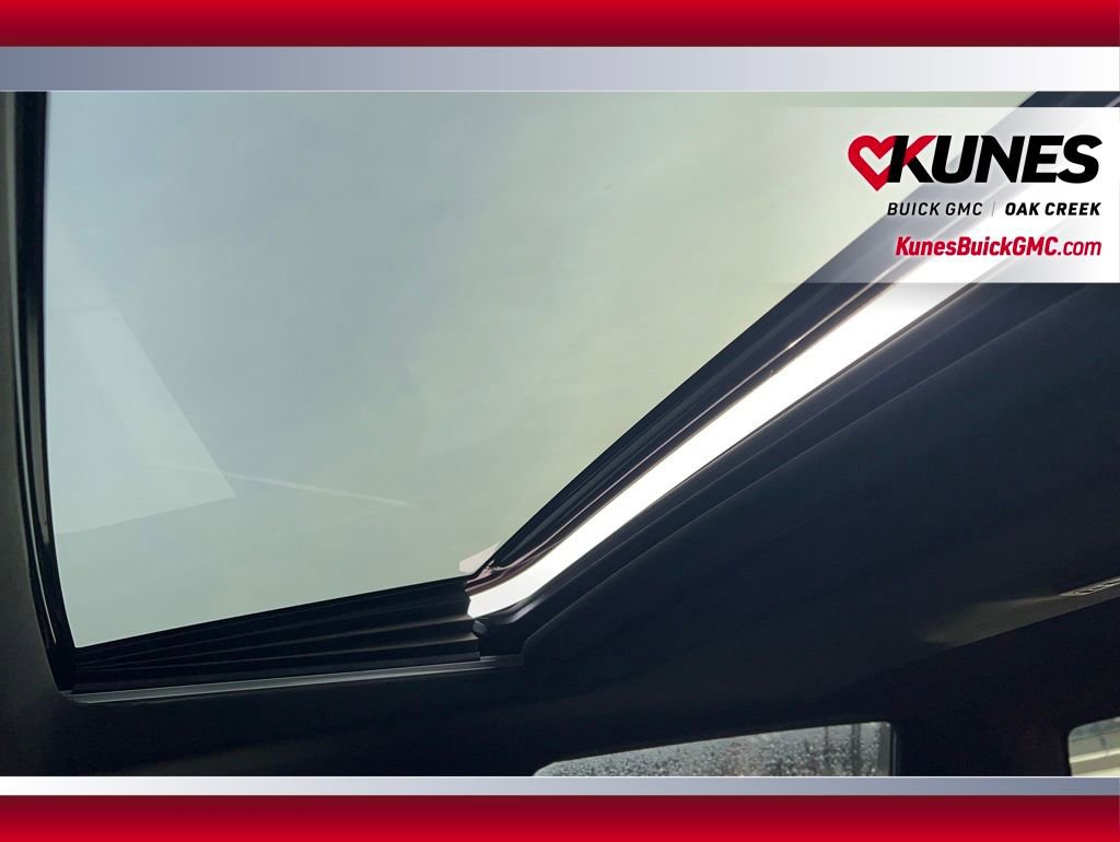 Used 2022 Chevrolet Silverado 1500 High Country w/ Technology Package image 29