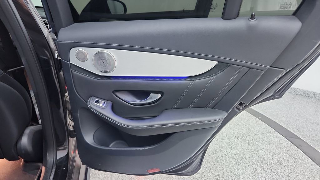 Used 2021 Mercedes-Benz GLC 63 AMG 4MATIC image 40