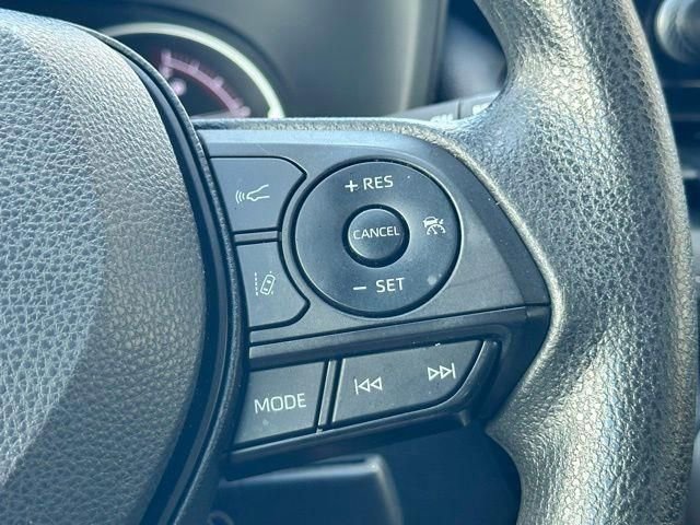 Used 2023 Toyota RAV4 LE FWD image 19