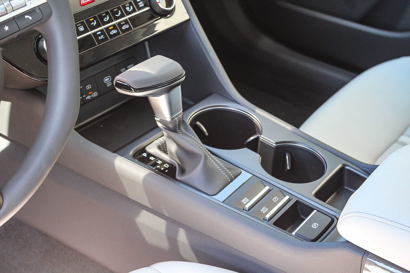 New 2025 Hyundai Sonata SE FWD image 22