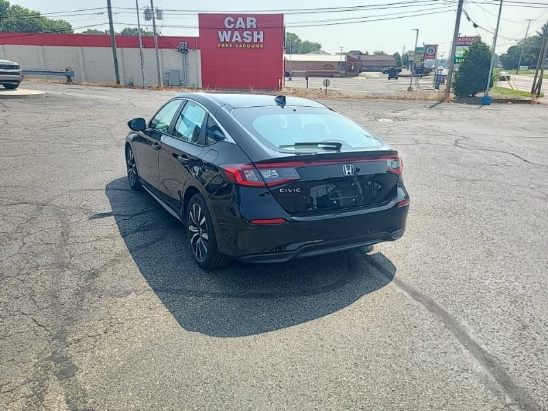 Used 2024 Honda Civic EX-L image 4