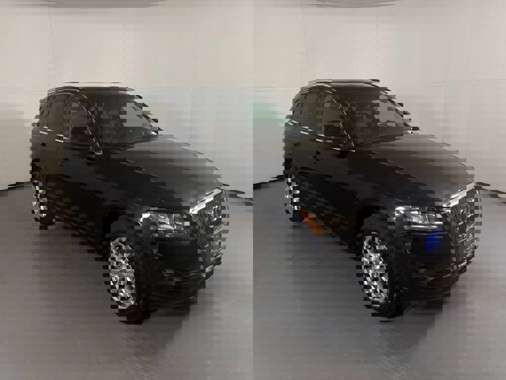 Used 2011 Audi Q5 2.0T Premium image 3
