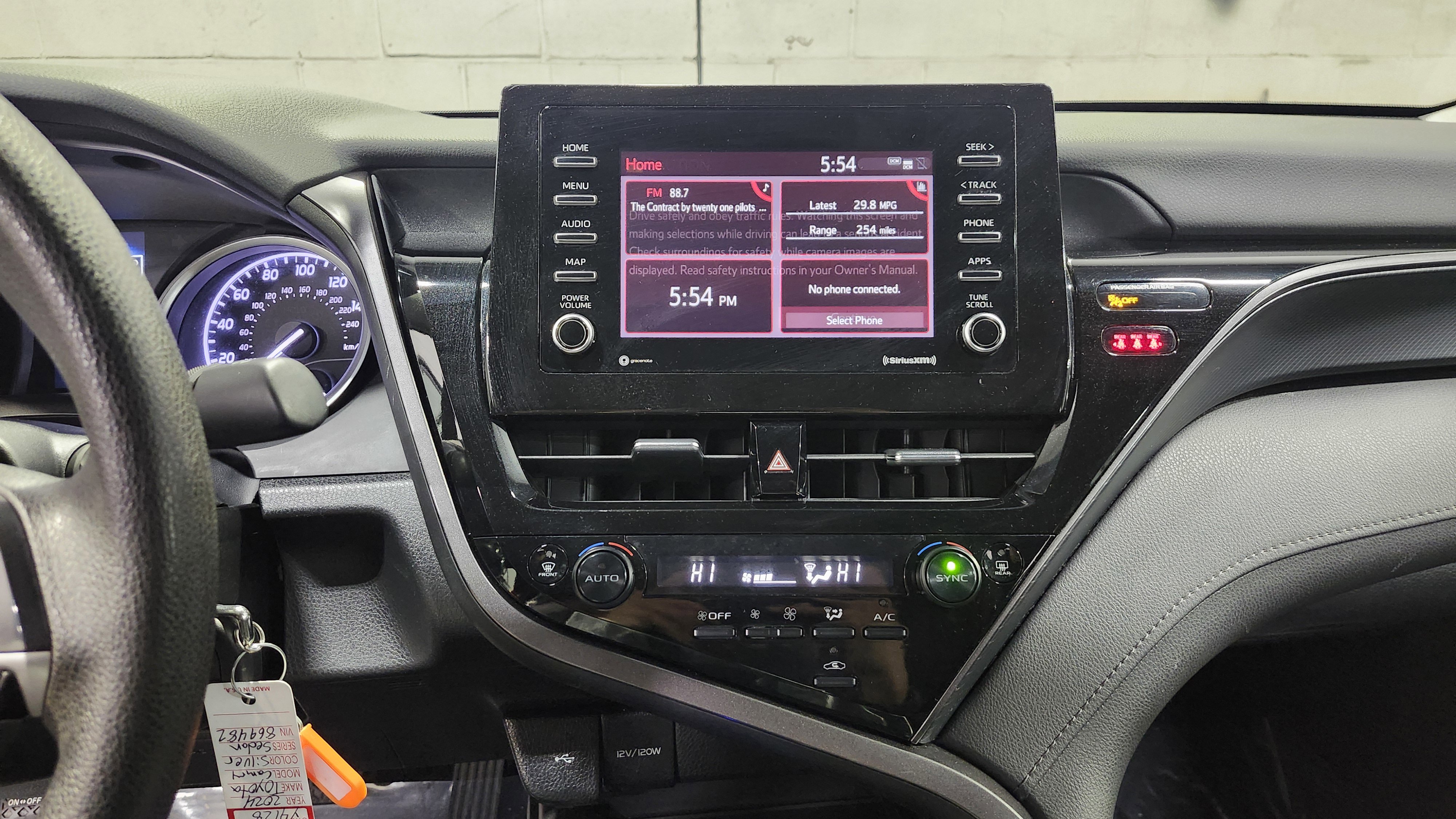 Used 2024 Toyota Camry LE image 29