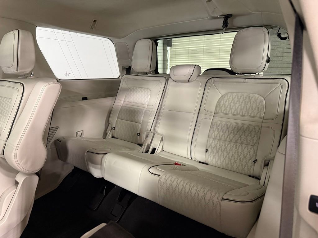 Used 2023 Lincoln Navigator Black Label AWD/4WD image 20