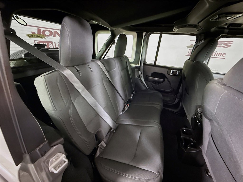 Used 2022 Jeep Wrangler Unlimited Sport image 30