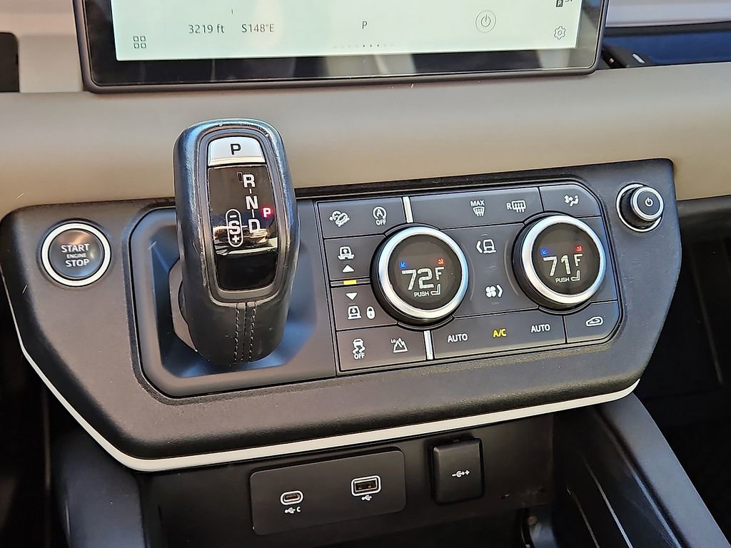 Used 2021 Land Rover Defender 110 SE image 14