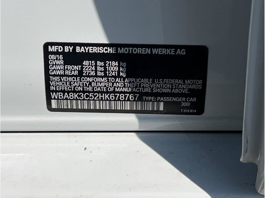 Used 2017 BMW 330i xDrive Wagon image 20