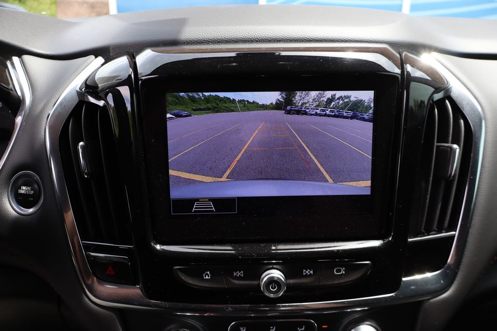 Used 2021 Chevrolet Traverse LT FWD image 20