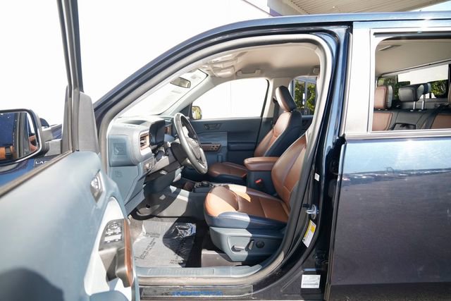Used 2022 Ford Maverick Lariat w/ Lariat Luxury Package image 16