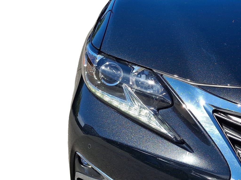 Used 2016 Lexus ES 300h w/ Navigation System Package FWD image 10