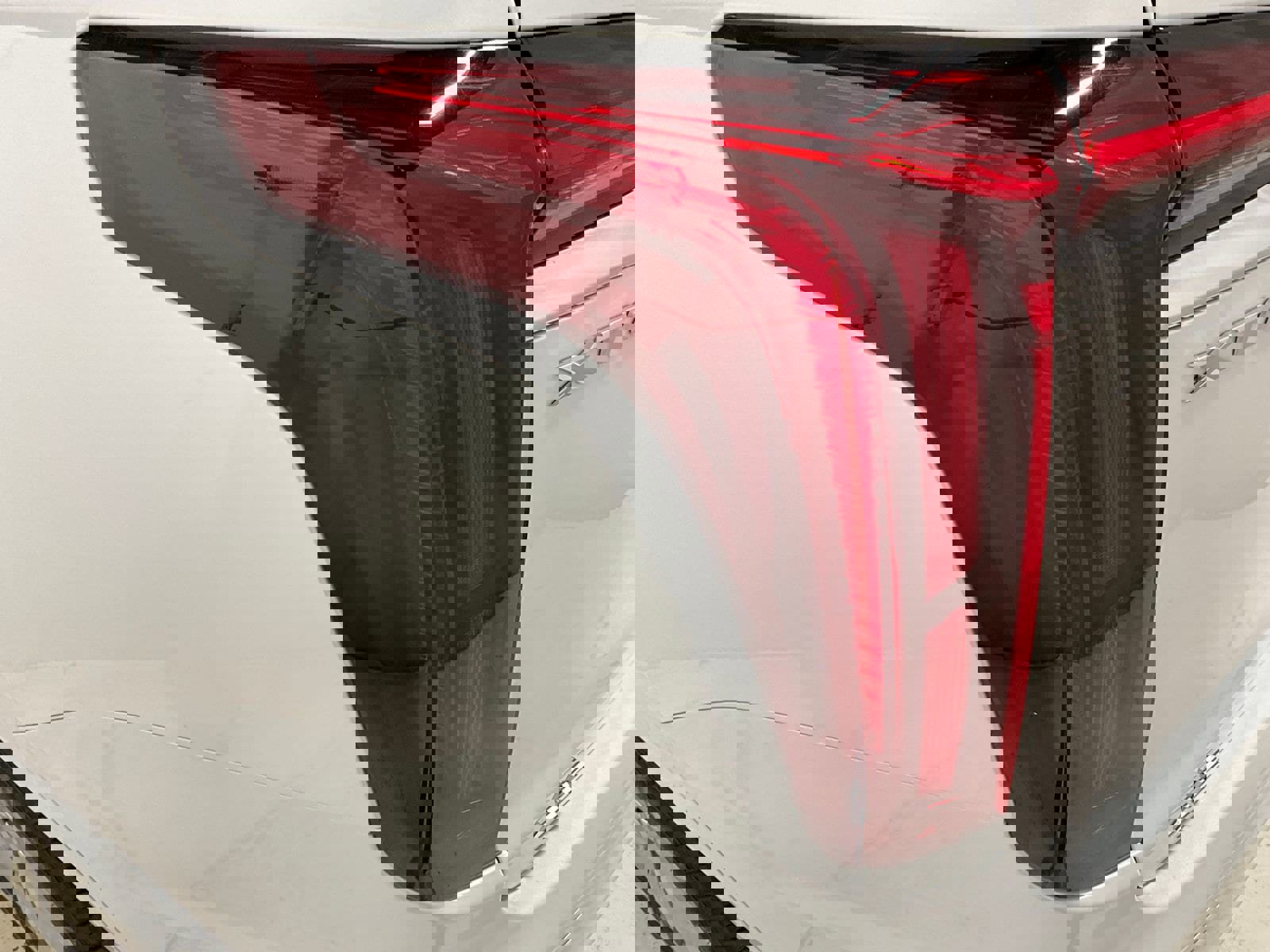 Used 2024 Cadillac XT6 Premium Luxury w/ LPO, Floor Liner Package image 24