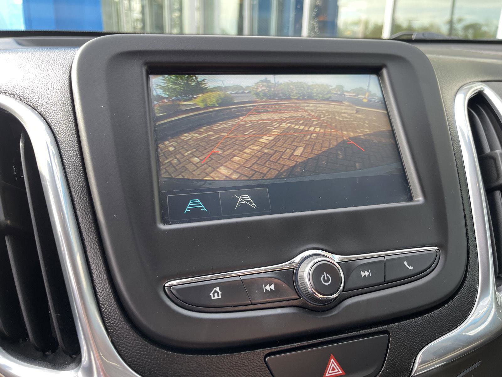 Used 2018 Chevrolet Equinox LT AWD/4WD image 26