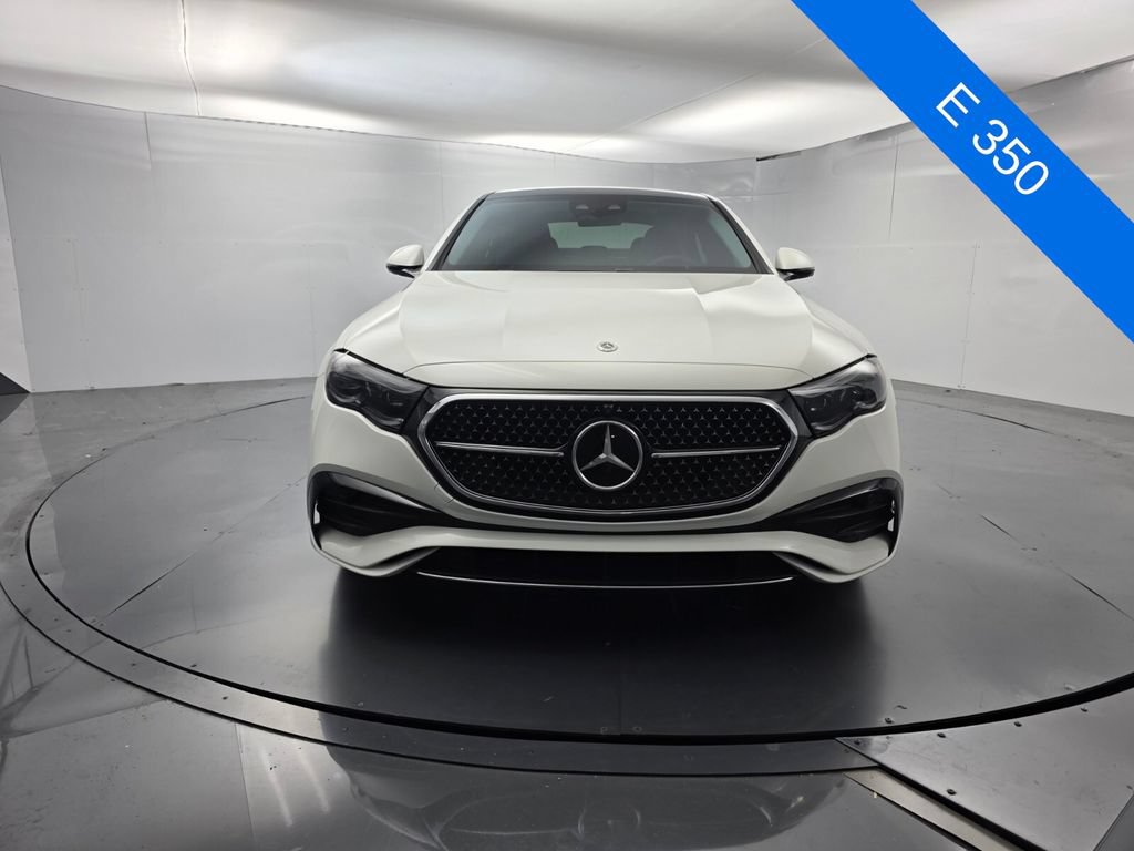 Used 2025 Mercedes-Benz E 350 Sedan image 2