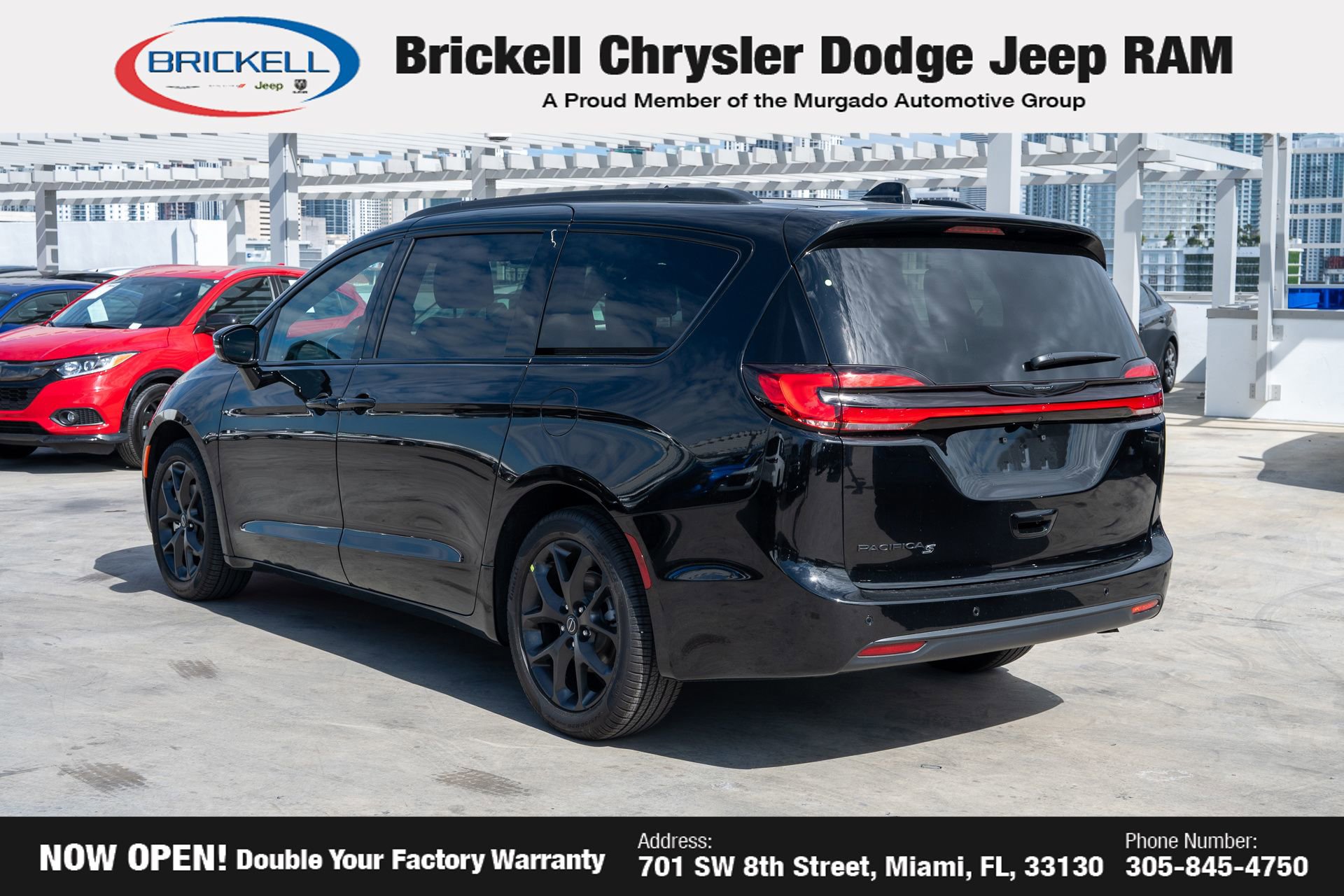 New 2026 Chrysler Pacifica Select image 7