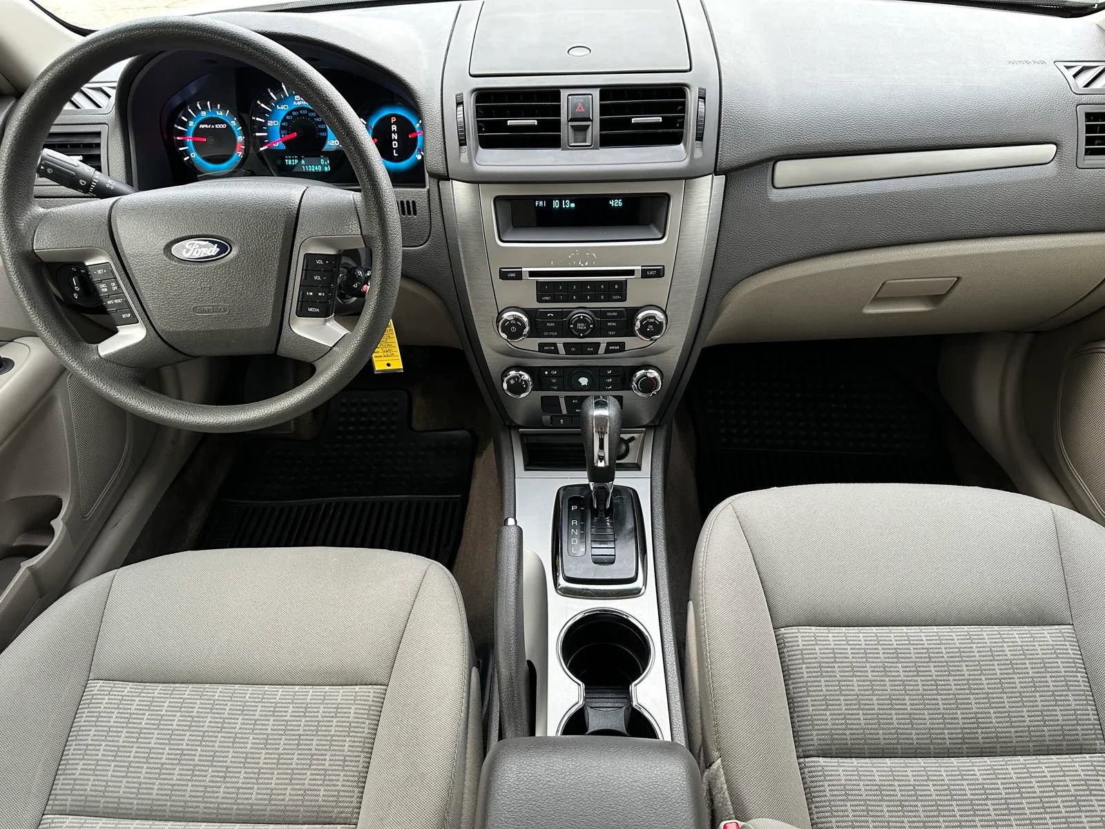 Used 2010 Ford Fusion SE FWD image 23