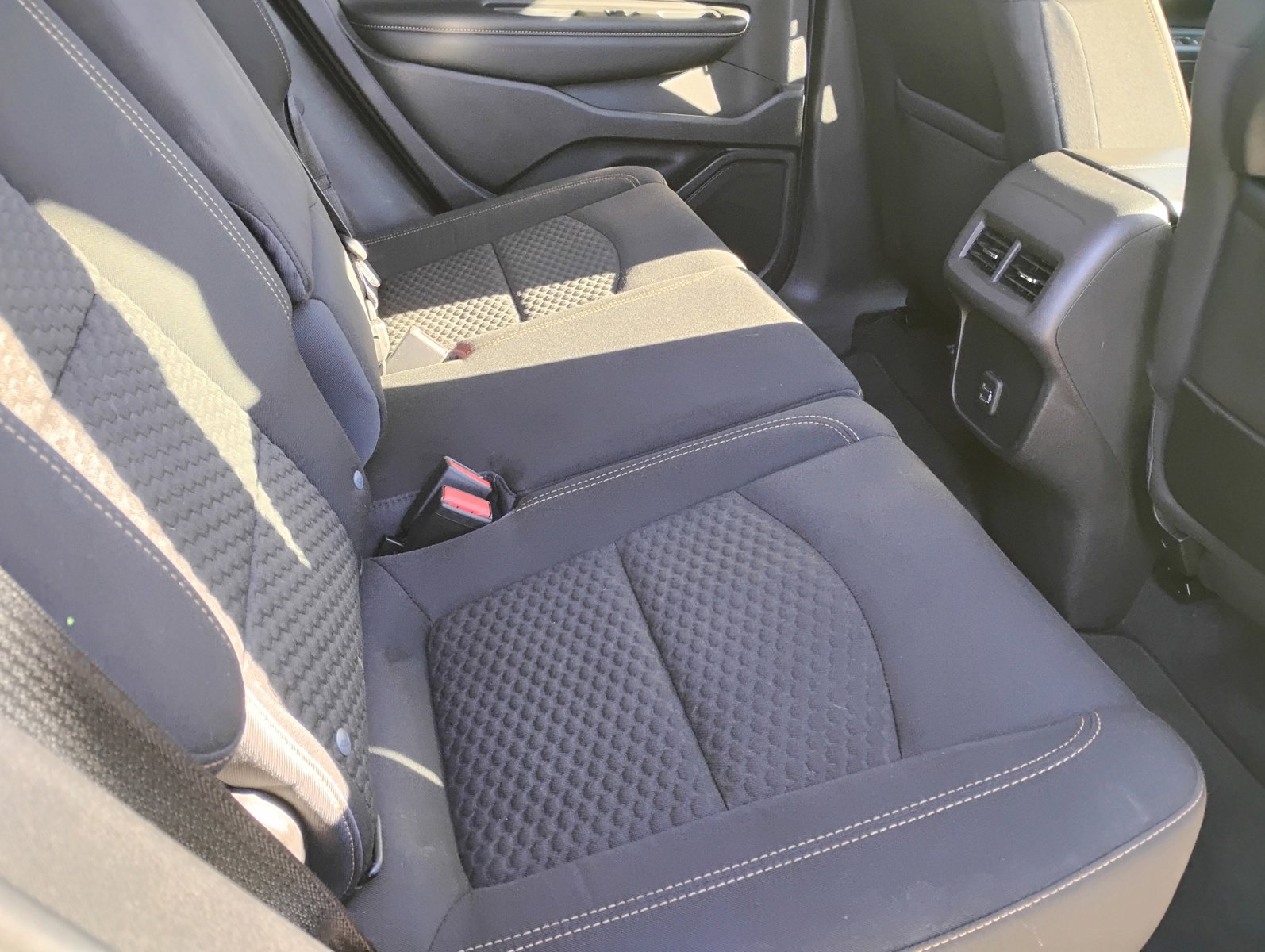 Used 2020 GMC Terrain SLE image 19