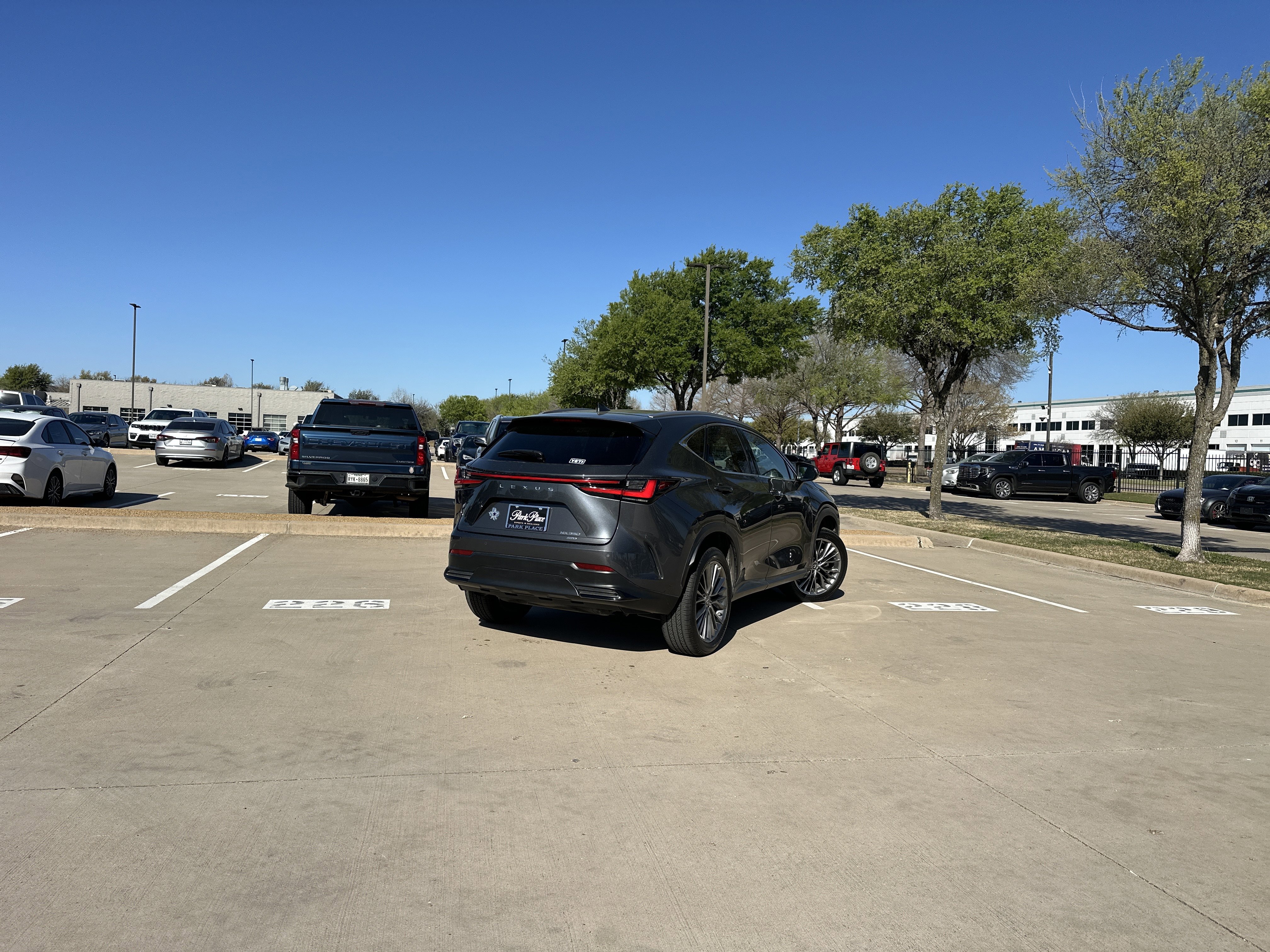 Used 2022 Lexus NX 350 AWD image 2