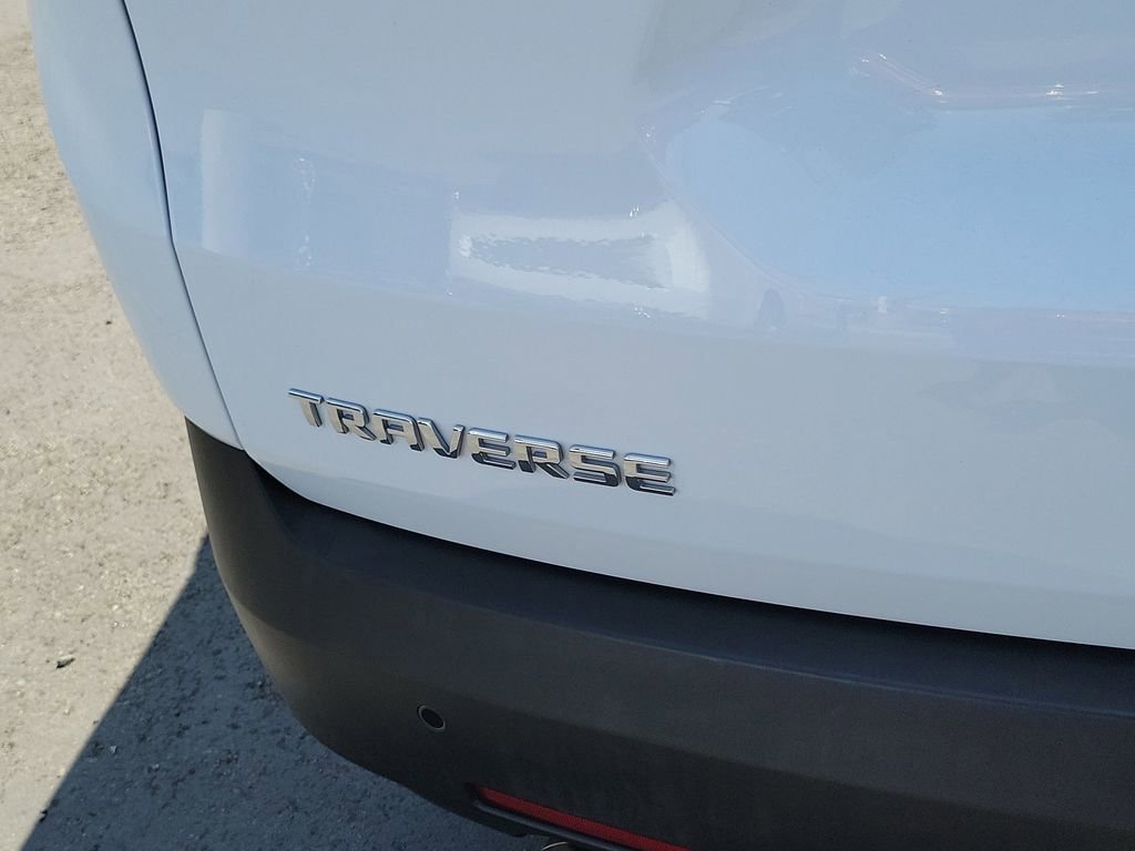 Used 2023 Chevrolet Traverse LT image 21