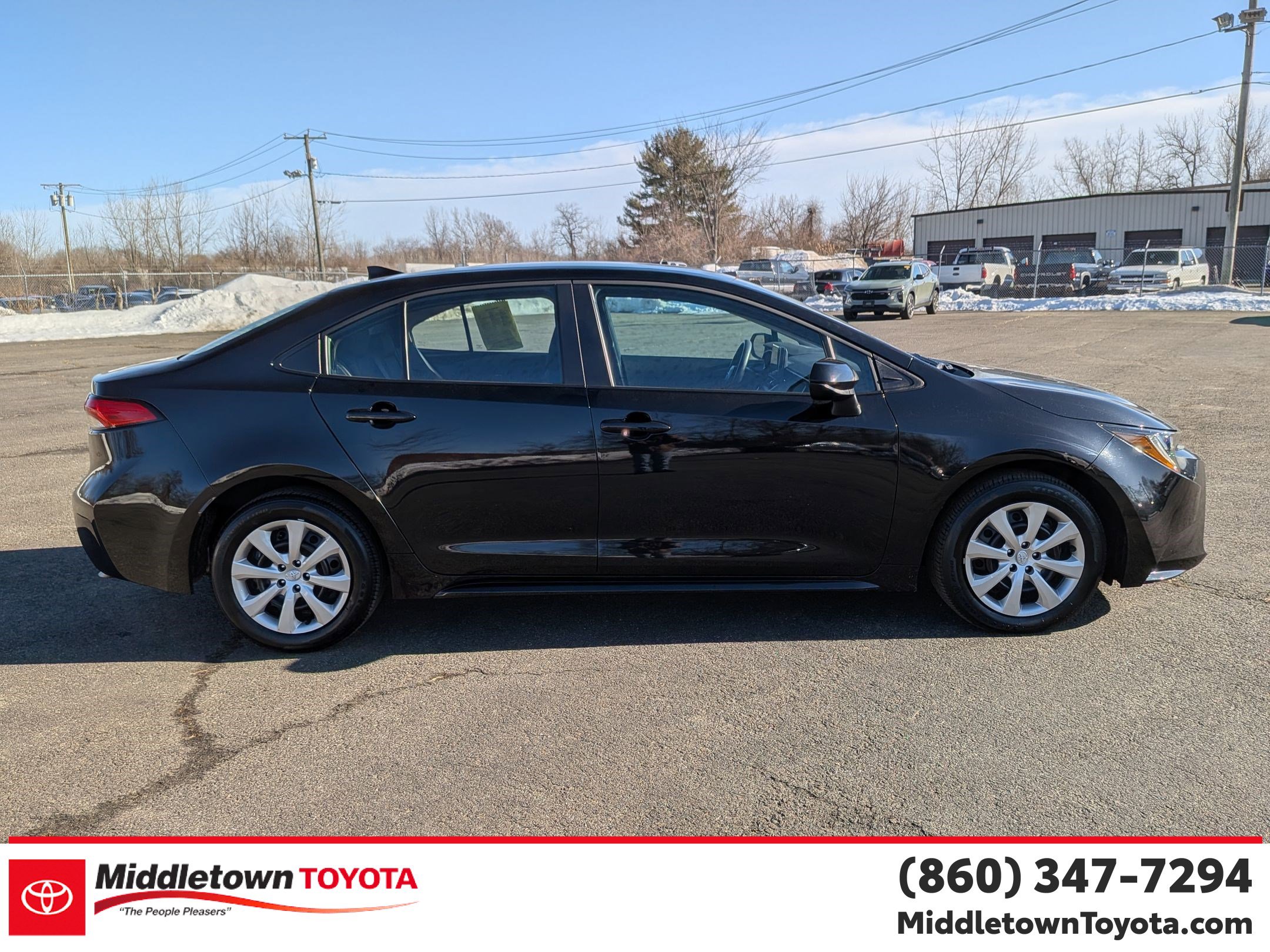 Certified 2025 Toyota Corolla LE image 2