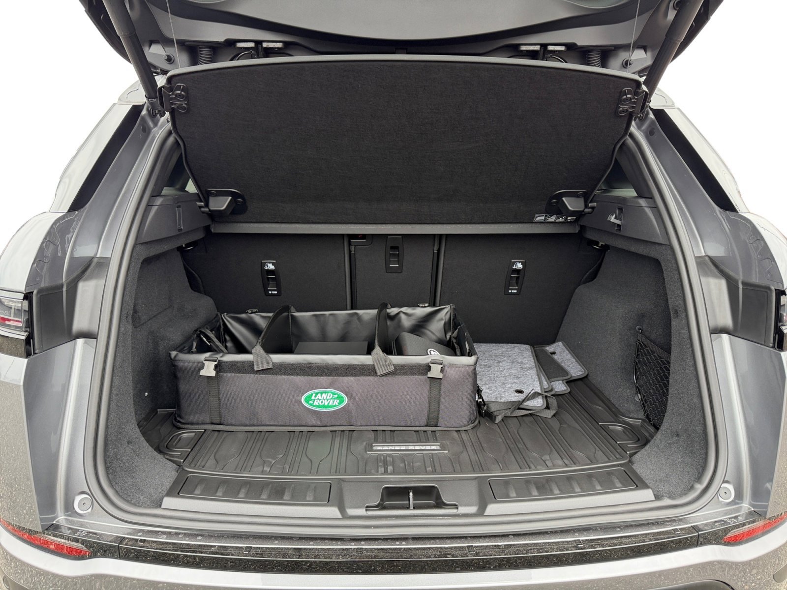 New 2026 Land Rover Range Rover Evoque S image 25