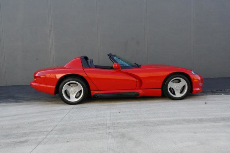 Used 1994 Dodge Viper RT/10 RWD image 9