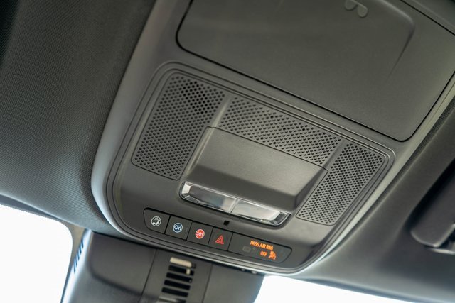 Used 2025 GMC Acadia Elevation w/ LPO, Floor Liner Package image 38