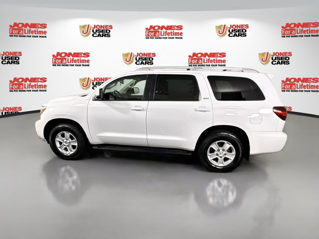 Used 2018 Toyota Sequoia SR5 w/ Premium Package AWD/4WD image 15